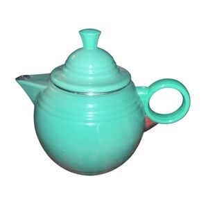 Fiesta 9” enamel tea kettle